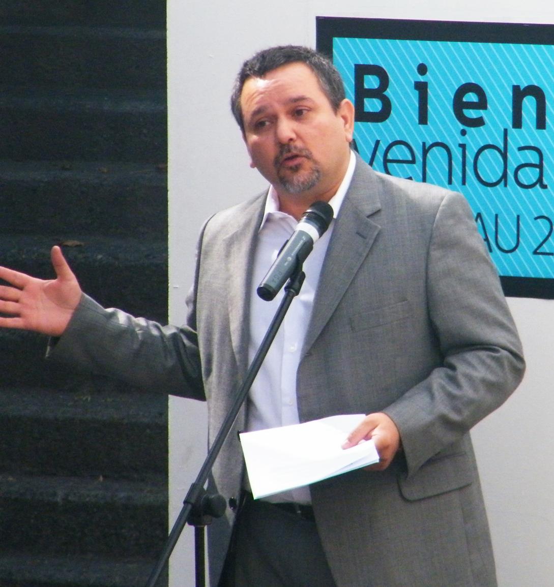 Pedro Soza, director de la Escuela de Pregrado FAU.
