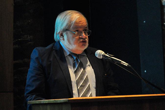 Juan Carlos Lepe, director de Extensión FAU