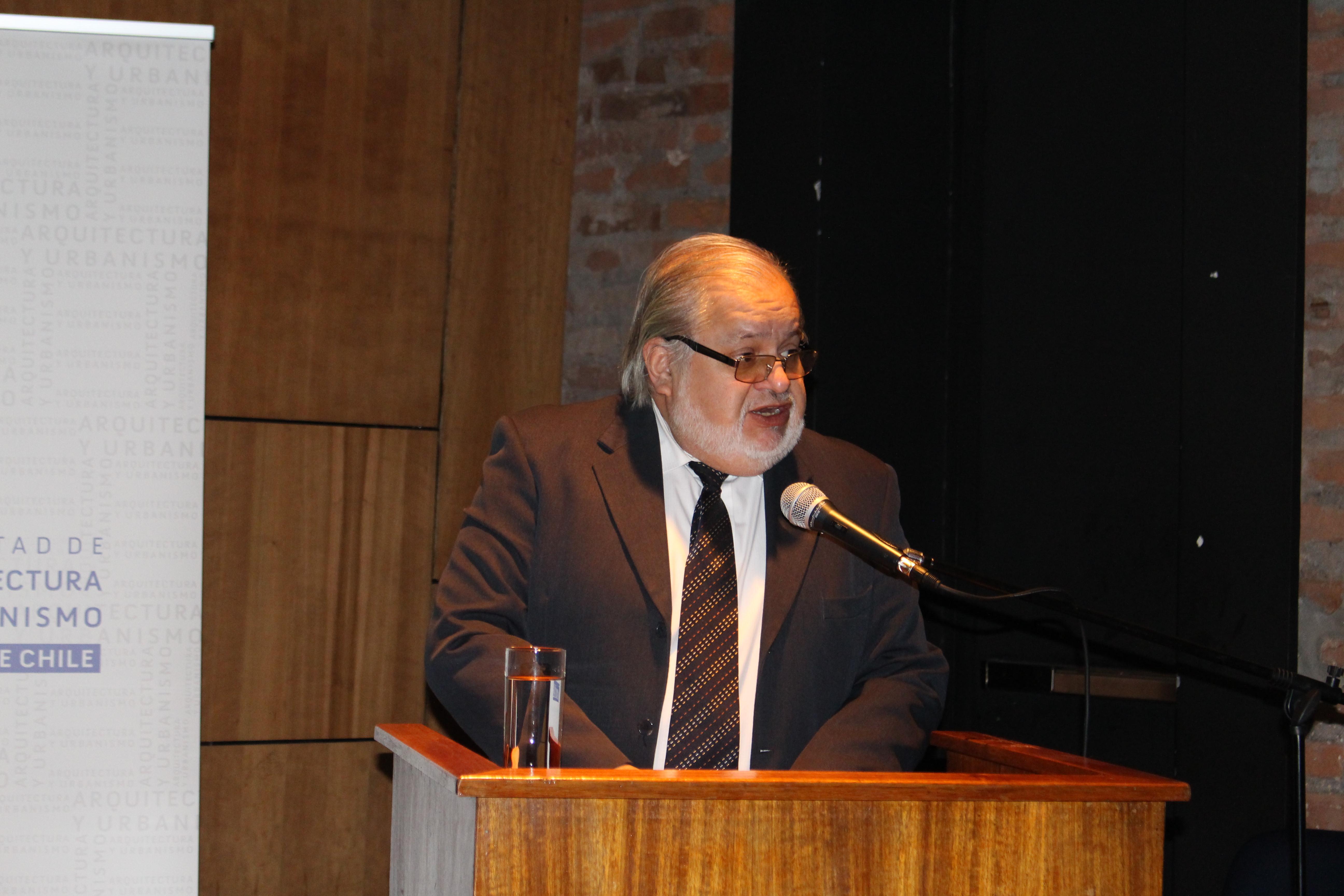Juan Carlos Lepe, Director de Extensión y Comunicaciones.