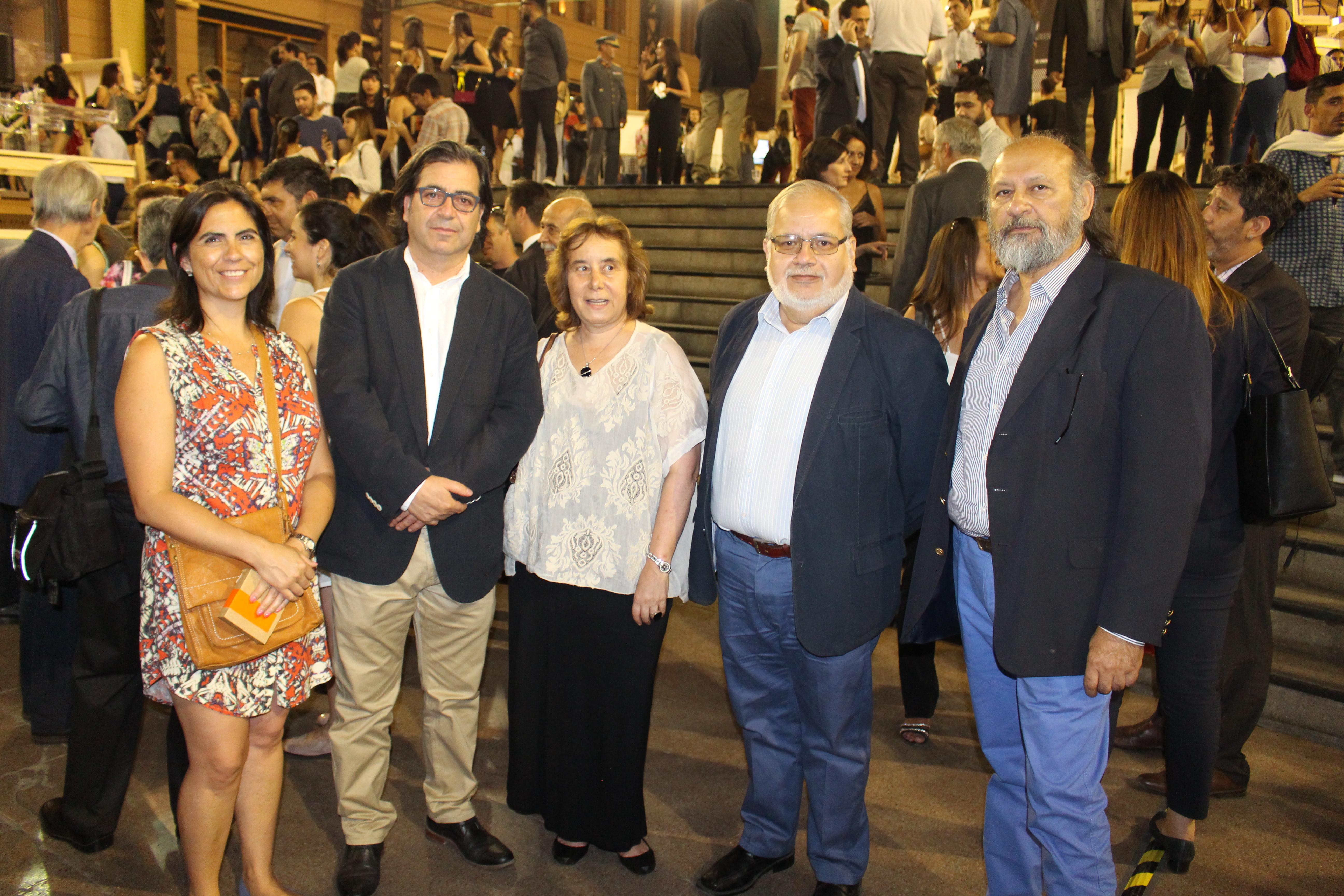 Profesores Andrea Wechsler, Mauricio Vico, Decana Marcela Pizzi y profesores Juan Carlos Lepe y Marcelo Quezada en la inauguración del evento.