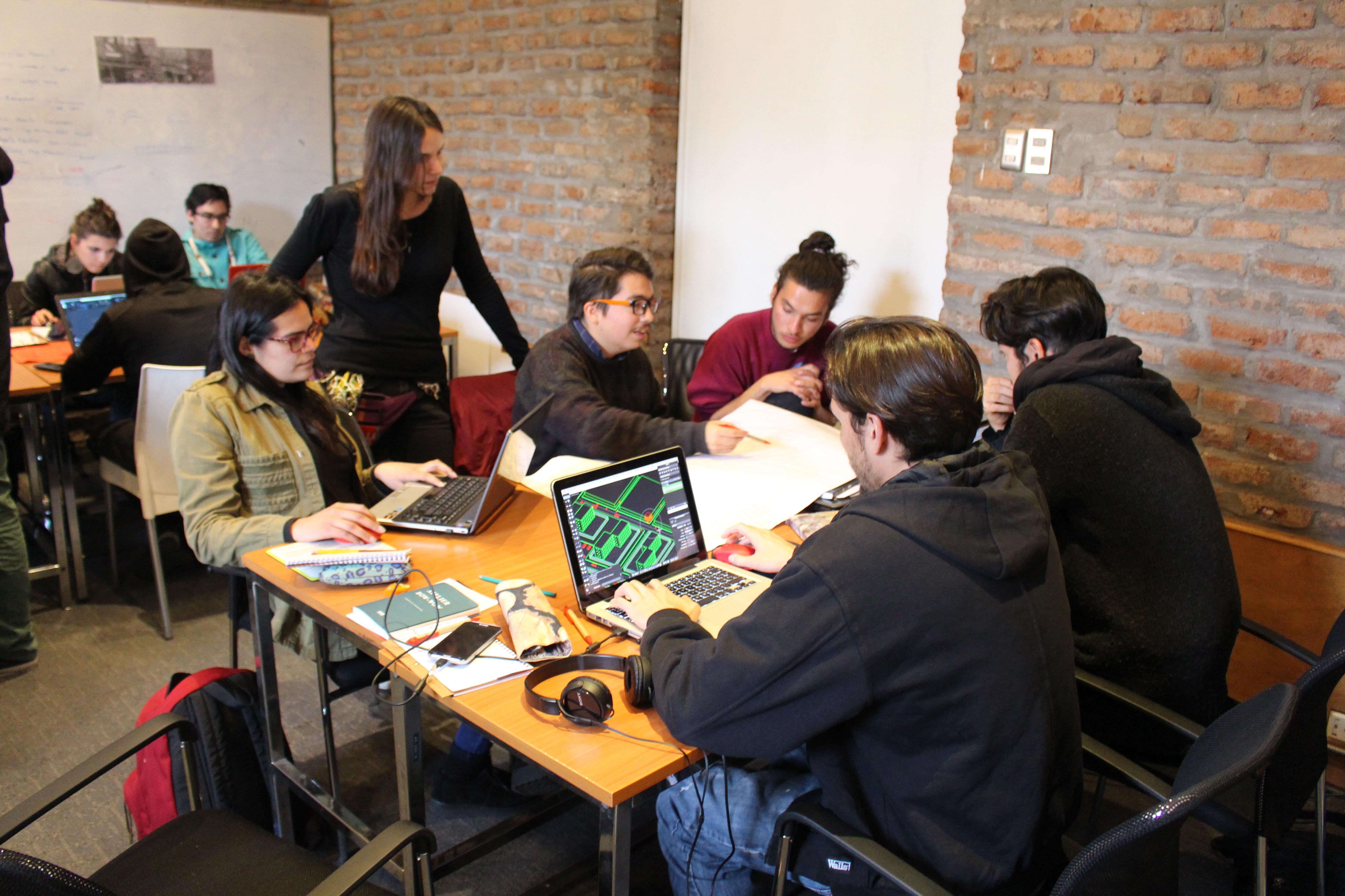 En el workshop "La dimensión humana del espacio público" participaron estudiantes de distintas universidades.