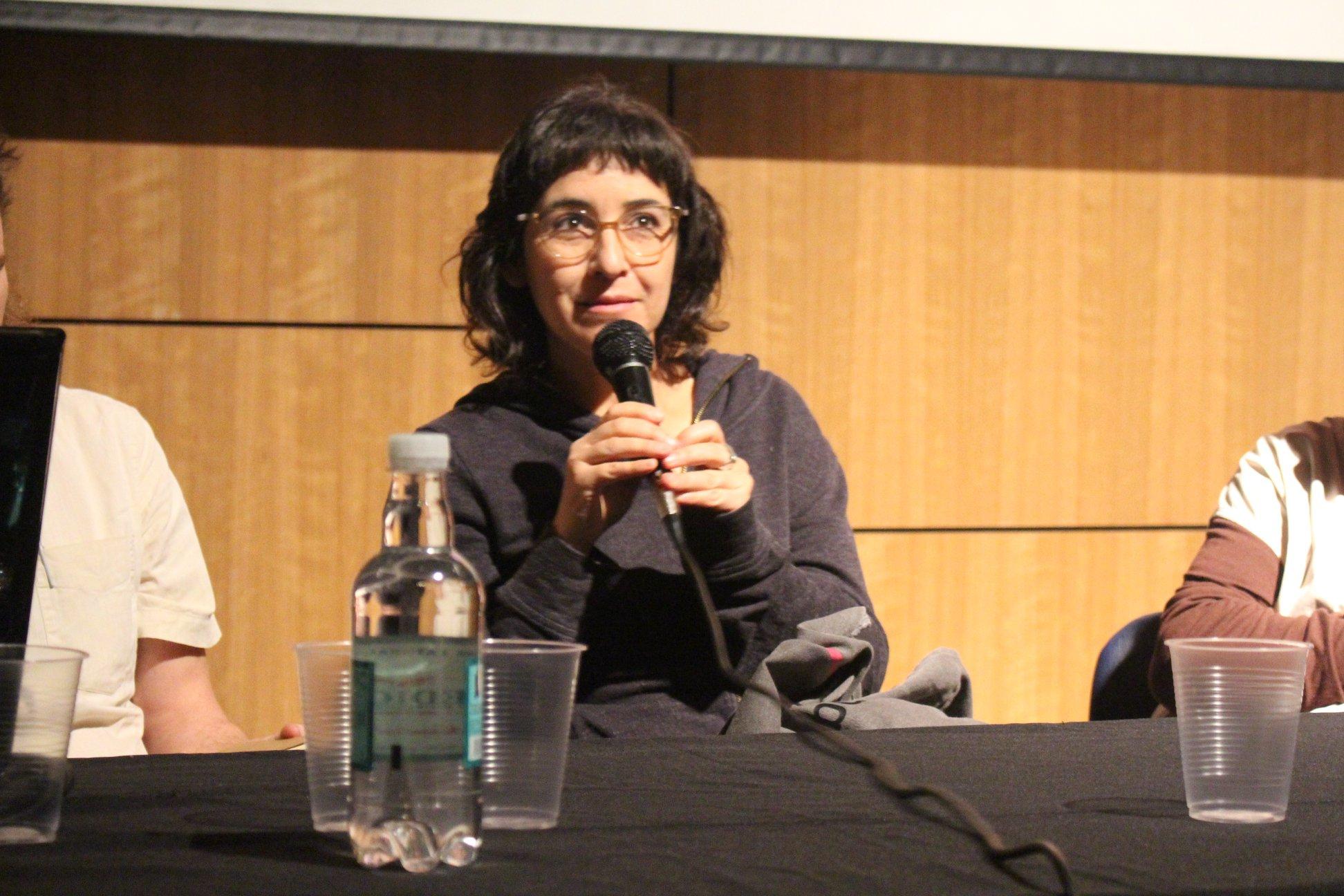 La académica del ICEI de la Universidad de Chile, y del Magíster en Arquitectura FAU, Alicia Scherson, también participó del primer conversatorio del Festival.