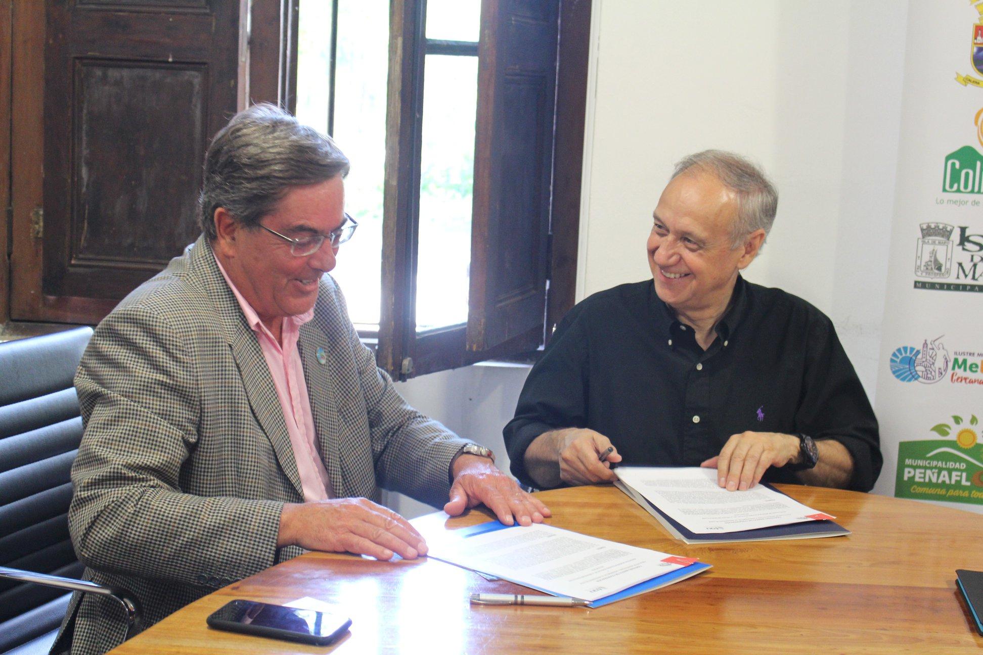 El alcalde de Pirque, Cristian Balmaceda, se reunió con el Decano Manuel Amaya en representación de la Asociación de Municipios Rurales de la Región Metropolitana.