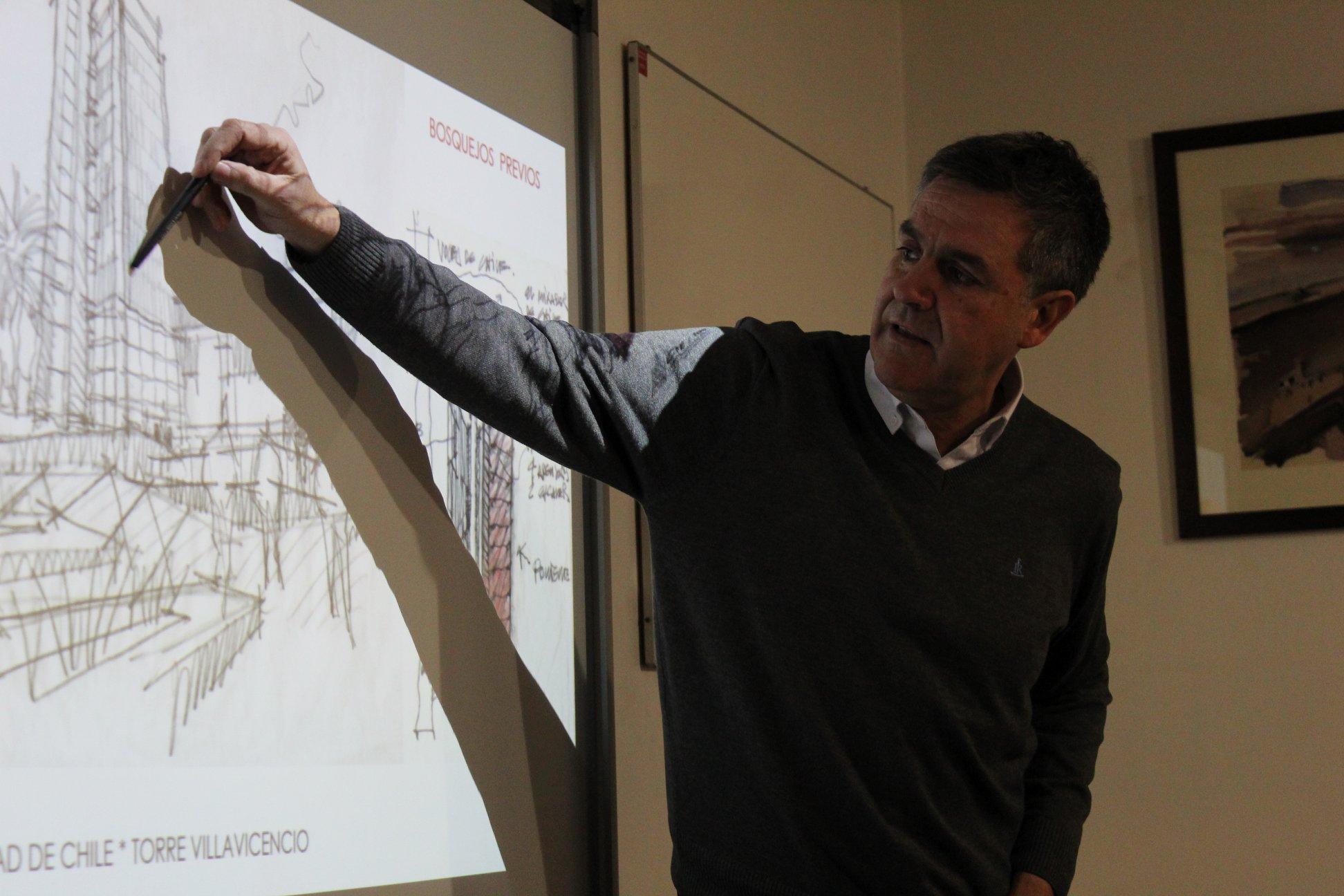 l Director del CPE, Guillermo Crovari, fue el encargado de exponer todos los detalles del proyecto "Torre Villavicencio y MAC Universidad de Chile".