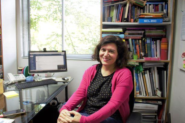 La Dra. Paola Jirón, Coordinadora Académica del Doctorado en Territorio, Espacio y Sociedad. 