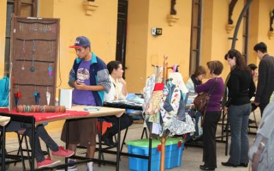 Participaron ex alumnos de la FAU de las carreras de Diseño y Arquitectura. Participaron ex alumnos de la FAU de las carreras de Diseño y Arquitectura.