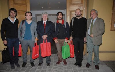 Participaron ex alumnos de la FAU de las carreras de Diseño y Arquitectura. Participaron ex alumnos de la FAU de las carreras de Diseño y Arquitectura.