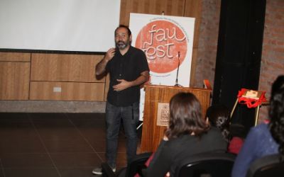 La actividad fue llevada a cabo por llevada a cabo por la Dirección de Extensión, Red de Egresados FAU y los Departamentos de Arquitectura y Diseño, La actividad fue llevada a cabo por llevada a cabo por la Dirección de Extensión, Red de Egresados FAU y los Departamentos de Arquitectura y Diseño,